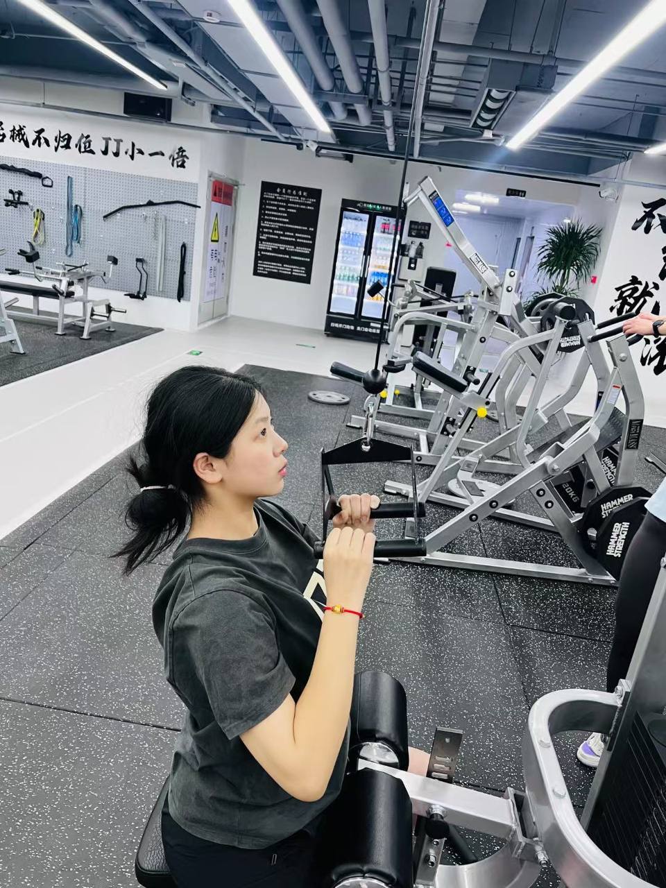 安徽 阜阳 编号：529706 (点击复制)
➡️ 