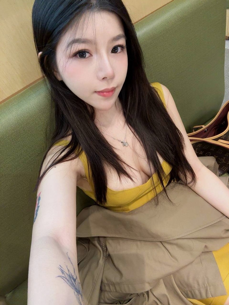 福建 厦门 编号：245086 (点击复制)
➡️ 