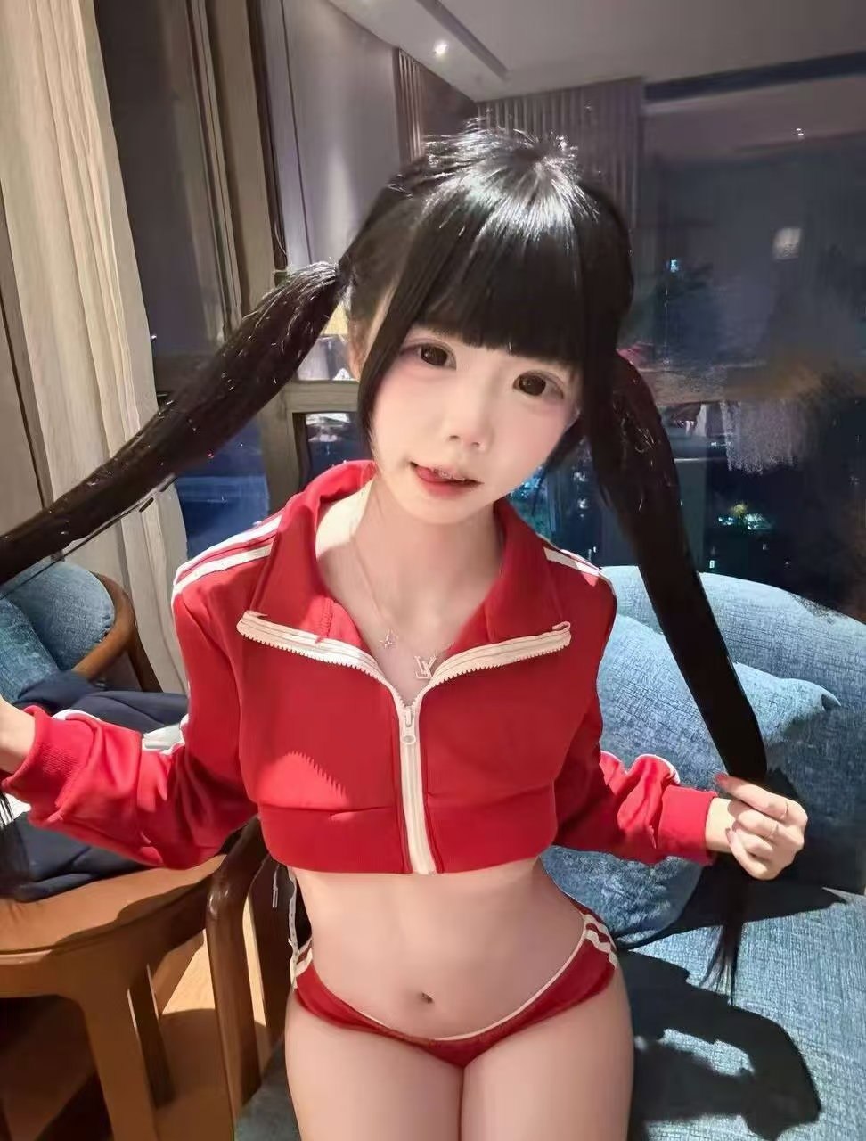 福建 泉州 编号：557712 (点击复制)
➡️ 