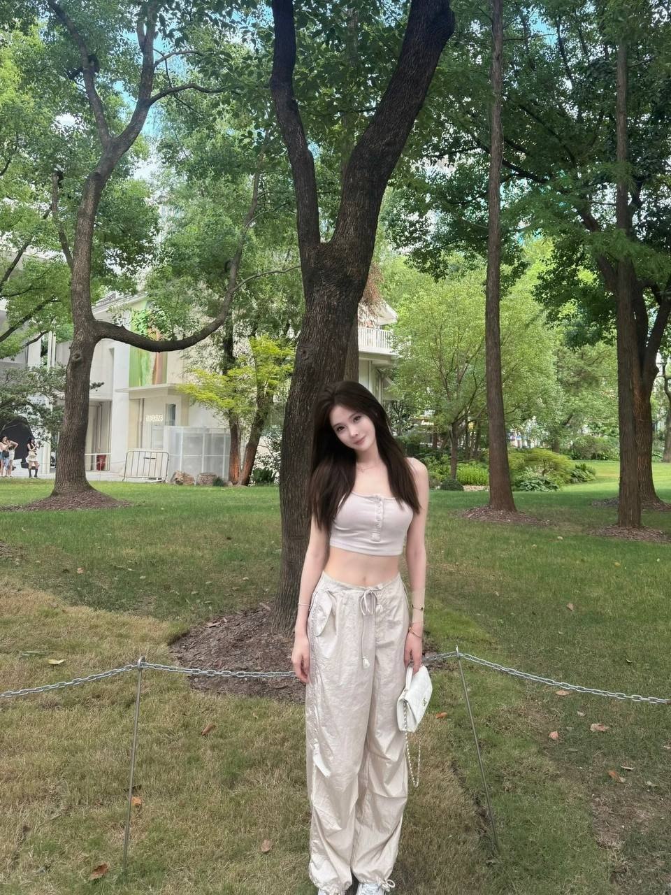 福建 厦门 编号：408698 (点击复制)
➡️ 