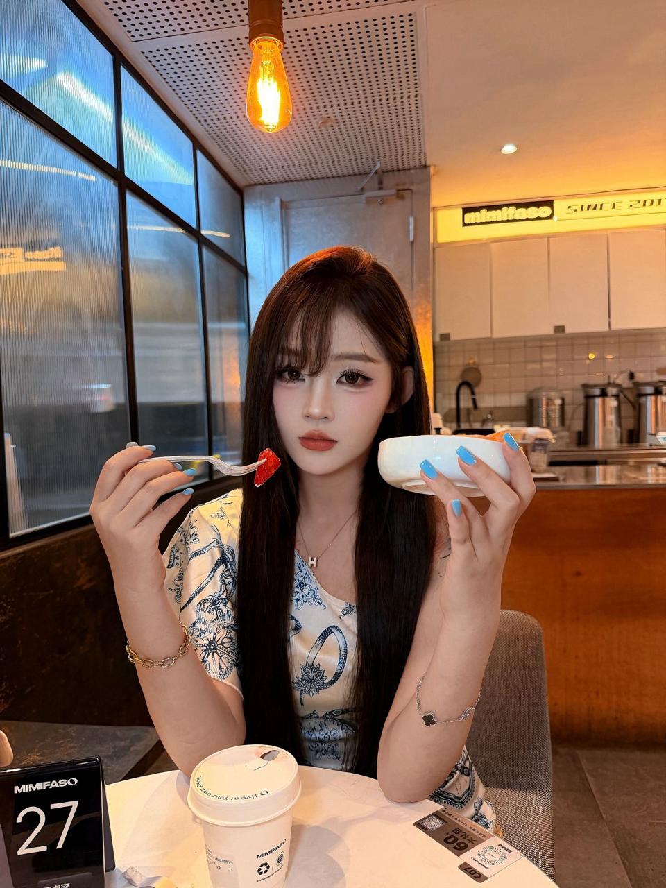福建 厦门 编号：070560 (点击复制)
➡️ 