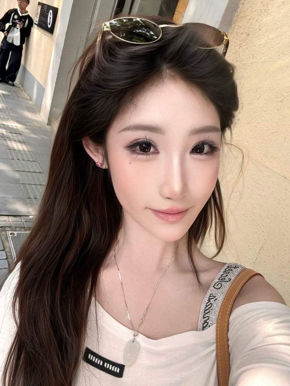福建 福州 编号：145353 (点击复制)
➡️ 