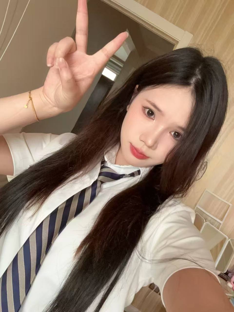 福建 福州 编号：715662 (点击复制)
➡️ 