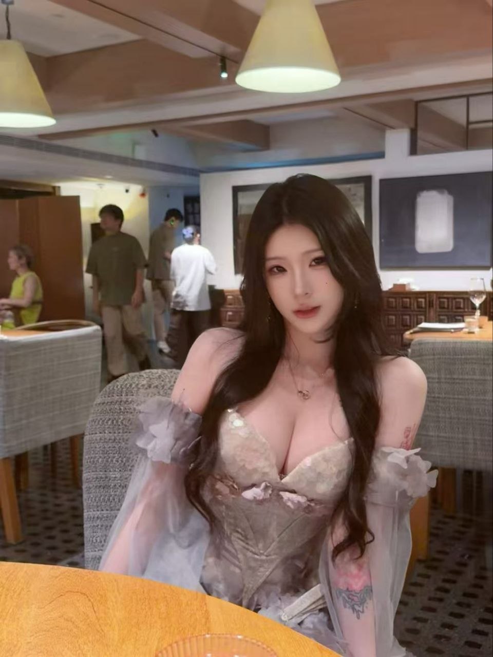 福建 泉州 编号：600187 (点击复制)
➡️ 