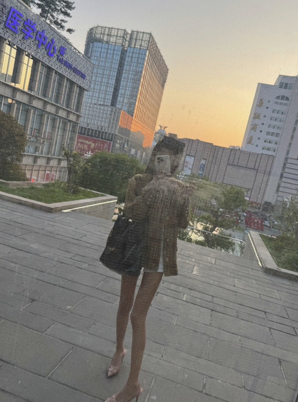 福建 泉州 编号：260660 (点击复制)
➡️ 