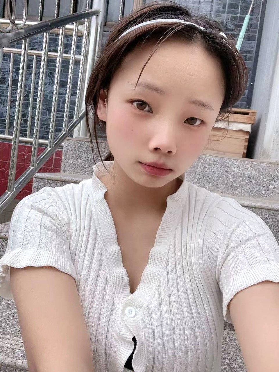 甘肃 兰州 编号：318298 (点击复制)
➡️ 