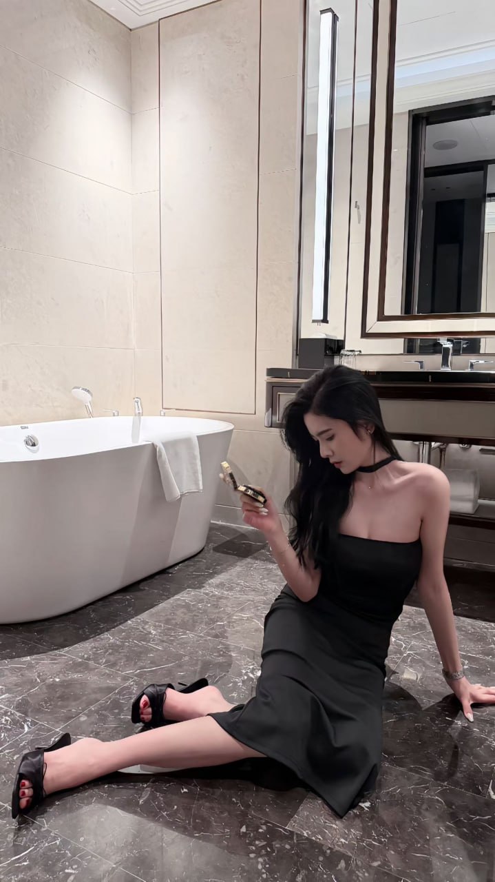 甘肃 兰州 编号：247364 (点击复制)
➡️ 