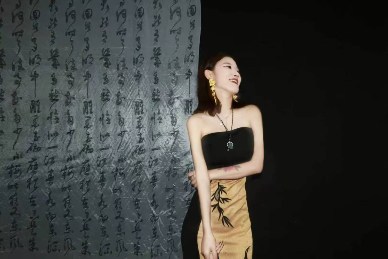 甘肃 兰州 编号：153940 (点击复制)
➡️ 