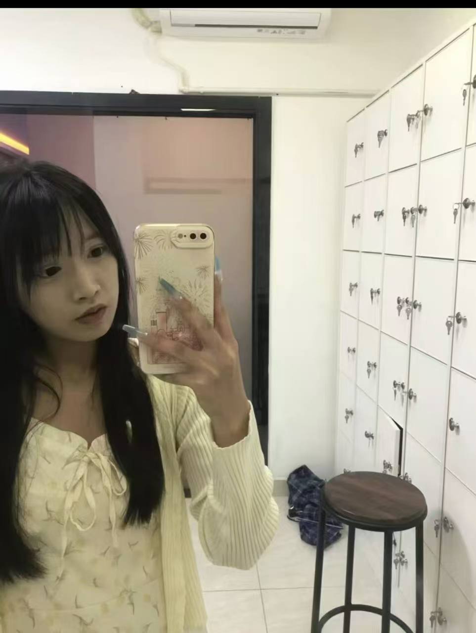广东 广州 编号：505058 (点击复制)
➡️ 