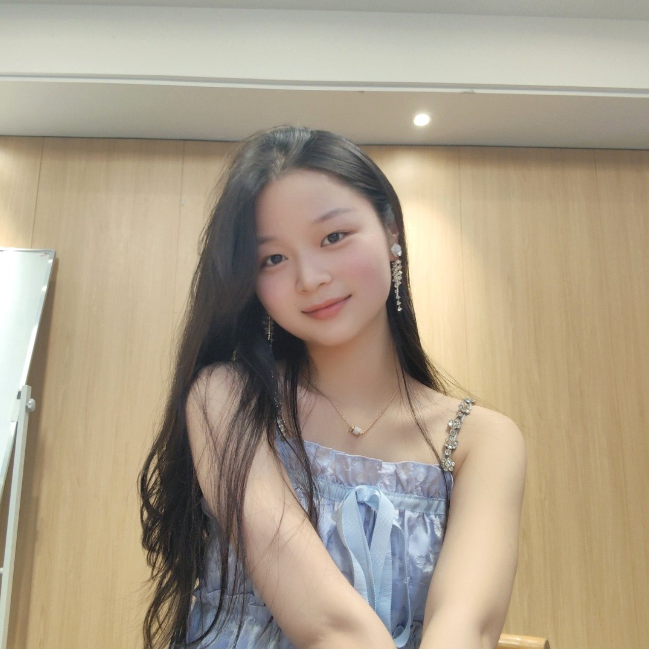 广东 广州 编号：986527 (点击复制)
➡️ 