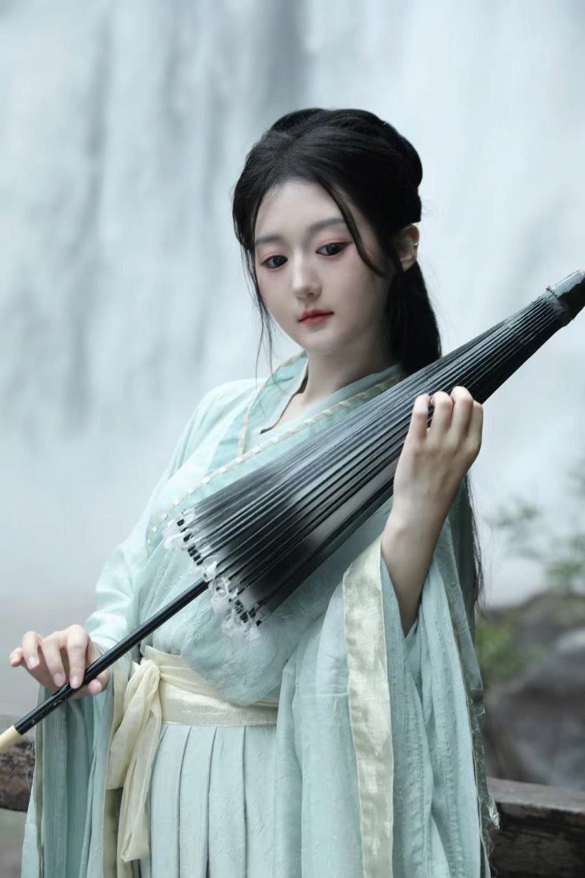 广东 深圳 编号：613573 (点击复制)
➡️ 