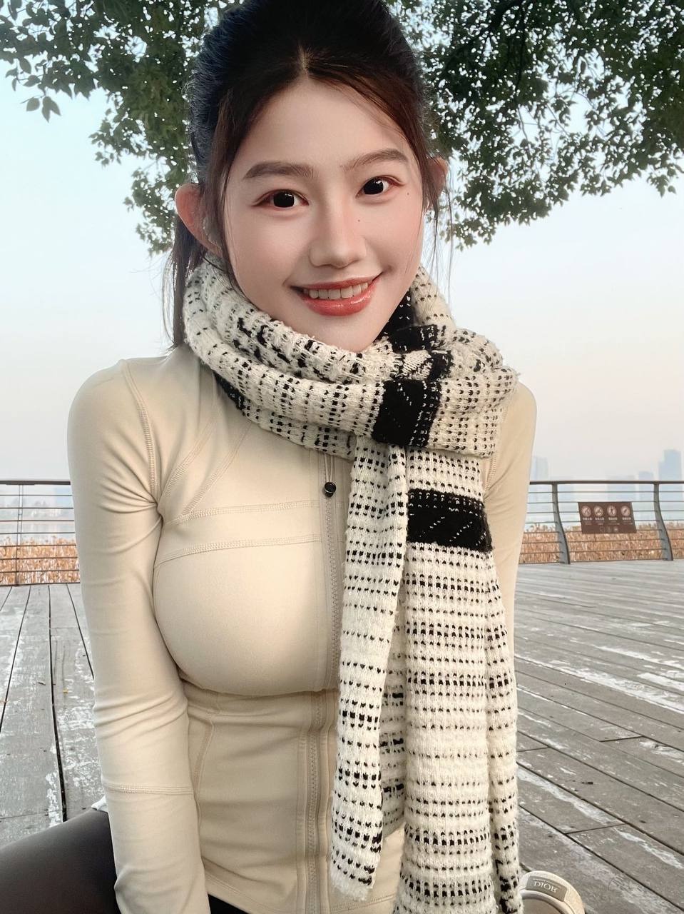 广东 深圳 编号：329456 (点击复制)
➡️ 
