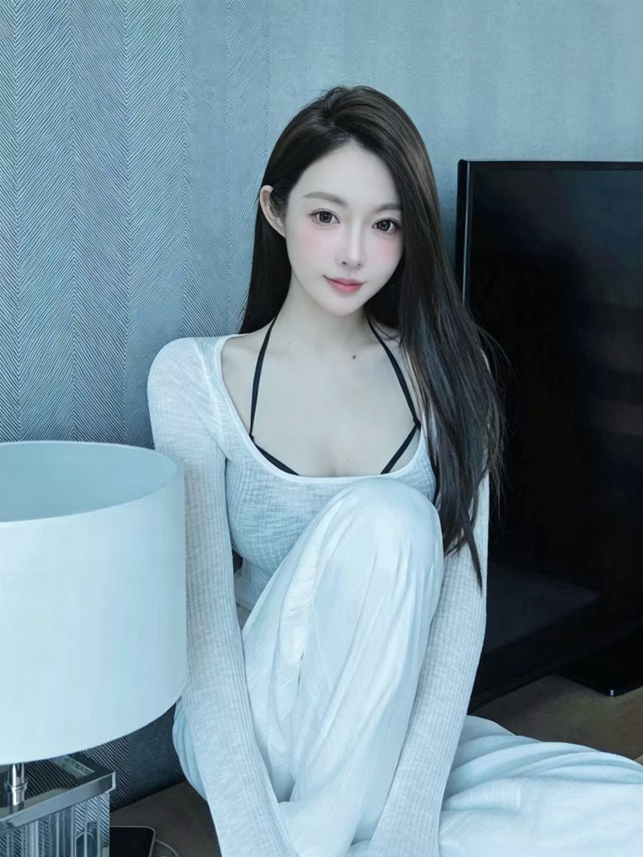 广东 深圳 编号：162272 (点击复制)
➡️ 