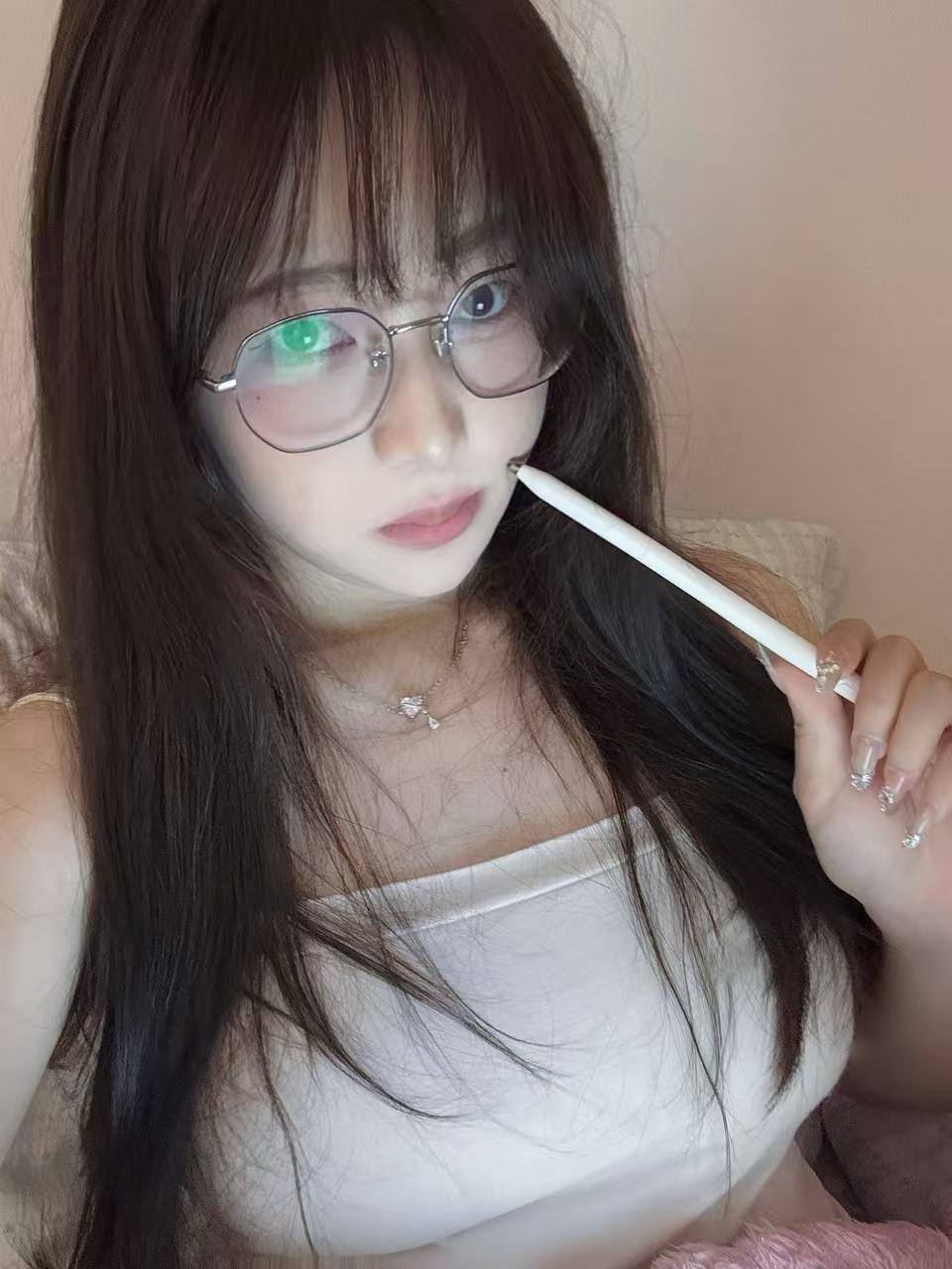广东 深圳 编号：813965 (点击复制)
➡️ 
