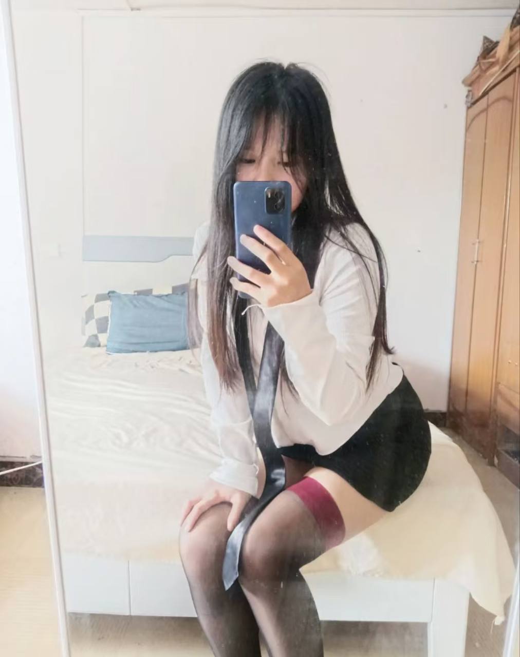 广东 深圳 编号：413095 (点击复制)
➡️ 