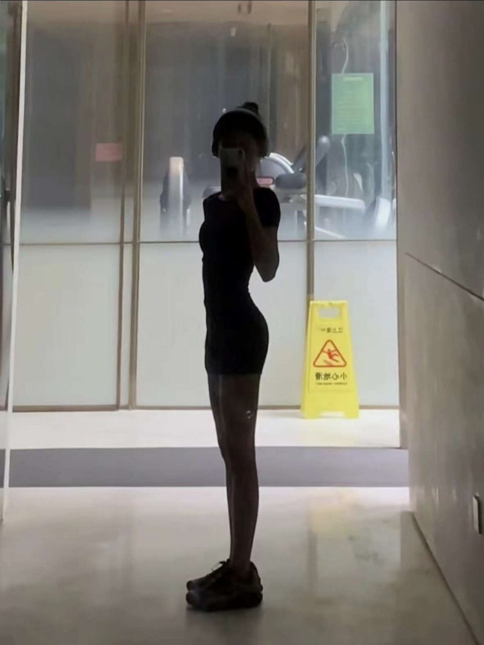 广东 深圳 编号：582642 (点击复制)
➡️ 