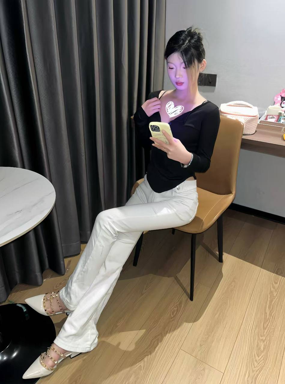 广东 广州 编号：236511 (点击复制)
➡️ 