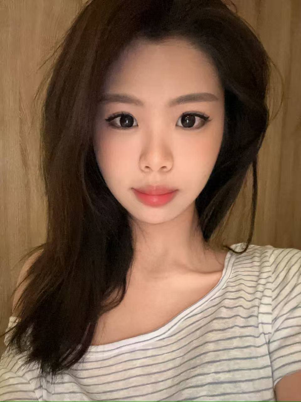 广东 广州 编号：359419 (点击复制)
➡️ 