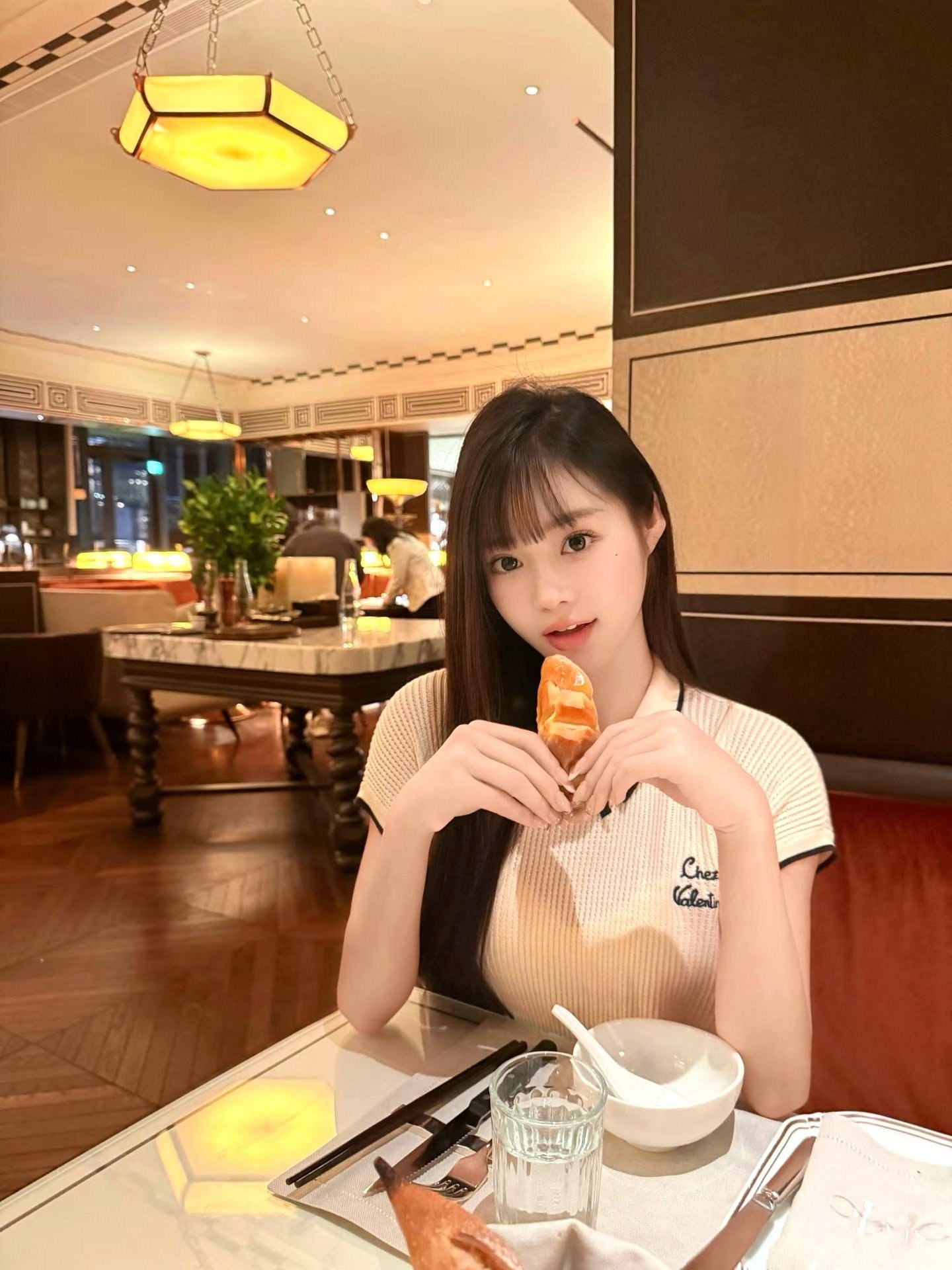 广东 广州 编号：556879 (点击复制)
➡️ 