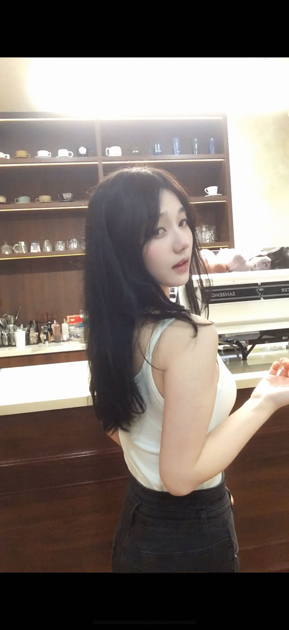 广东 深圳 编号：230087 (点击复制)
➡️ 