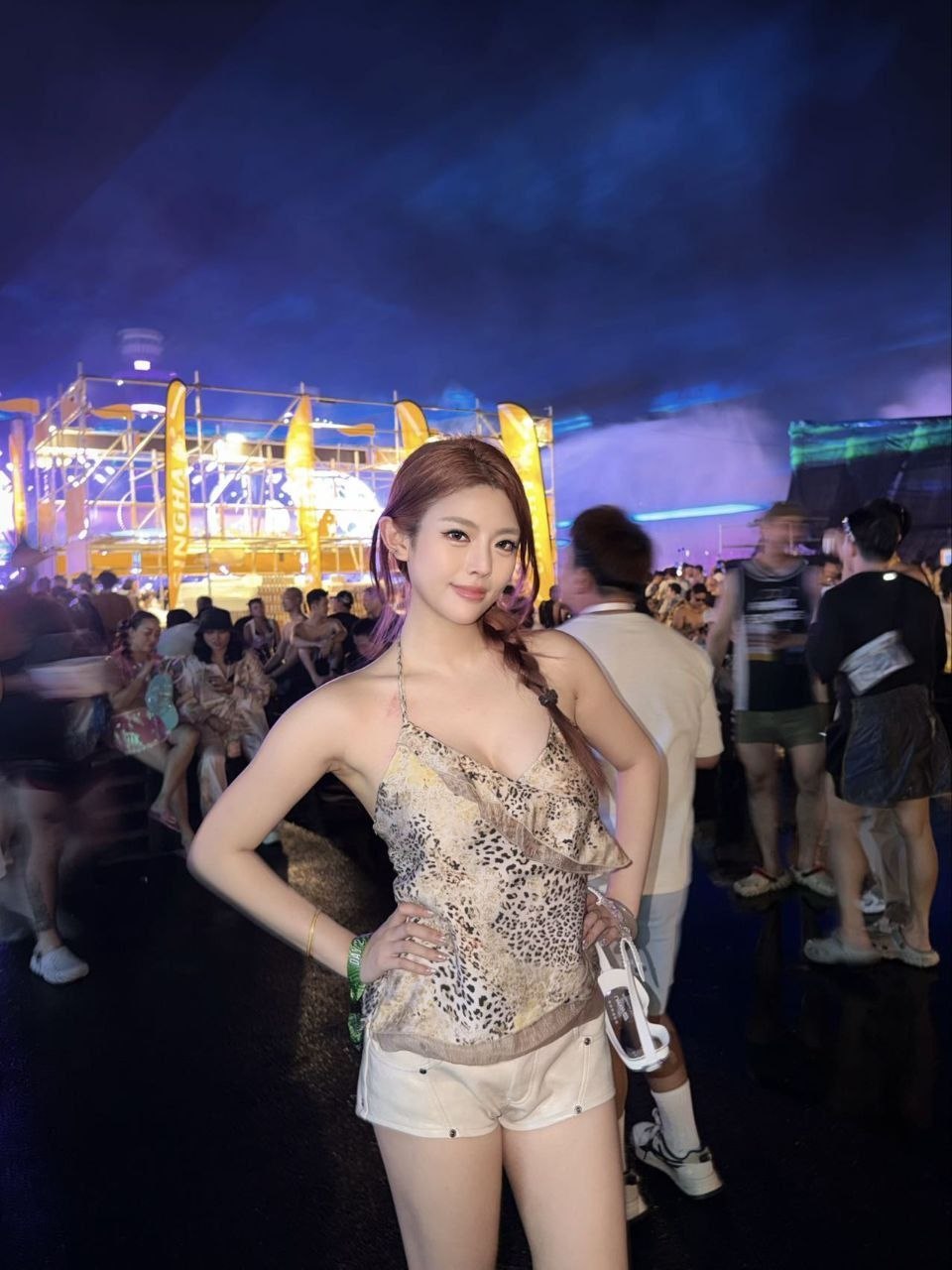 广东 广州 编号：814092 (点击复制)
➡️ 