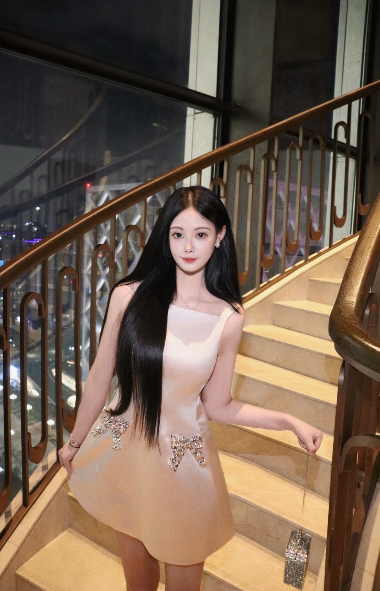 广东 广州 编号：341656 (点击复制)
➡️ 