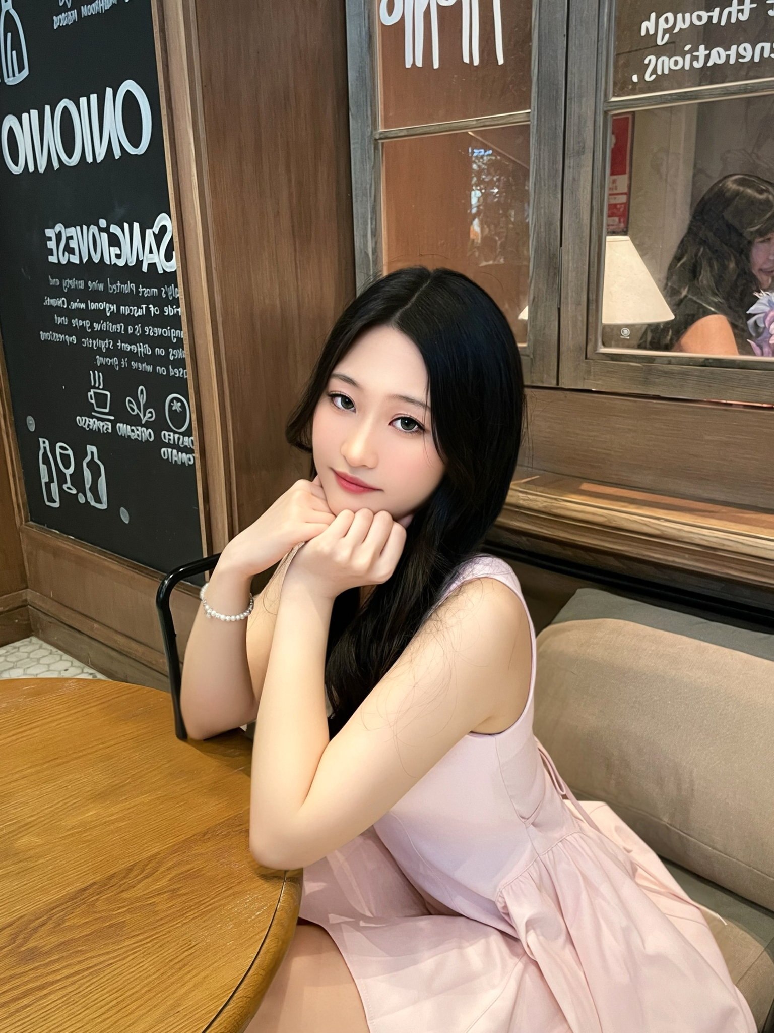 广东 深圳 编号：404563 (点击复制)
➡️ 