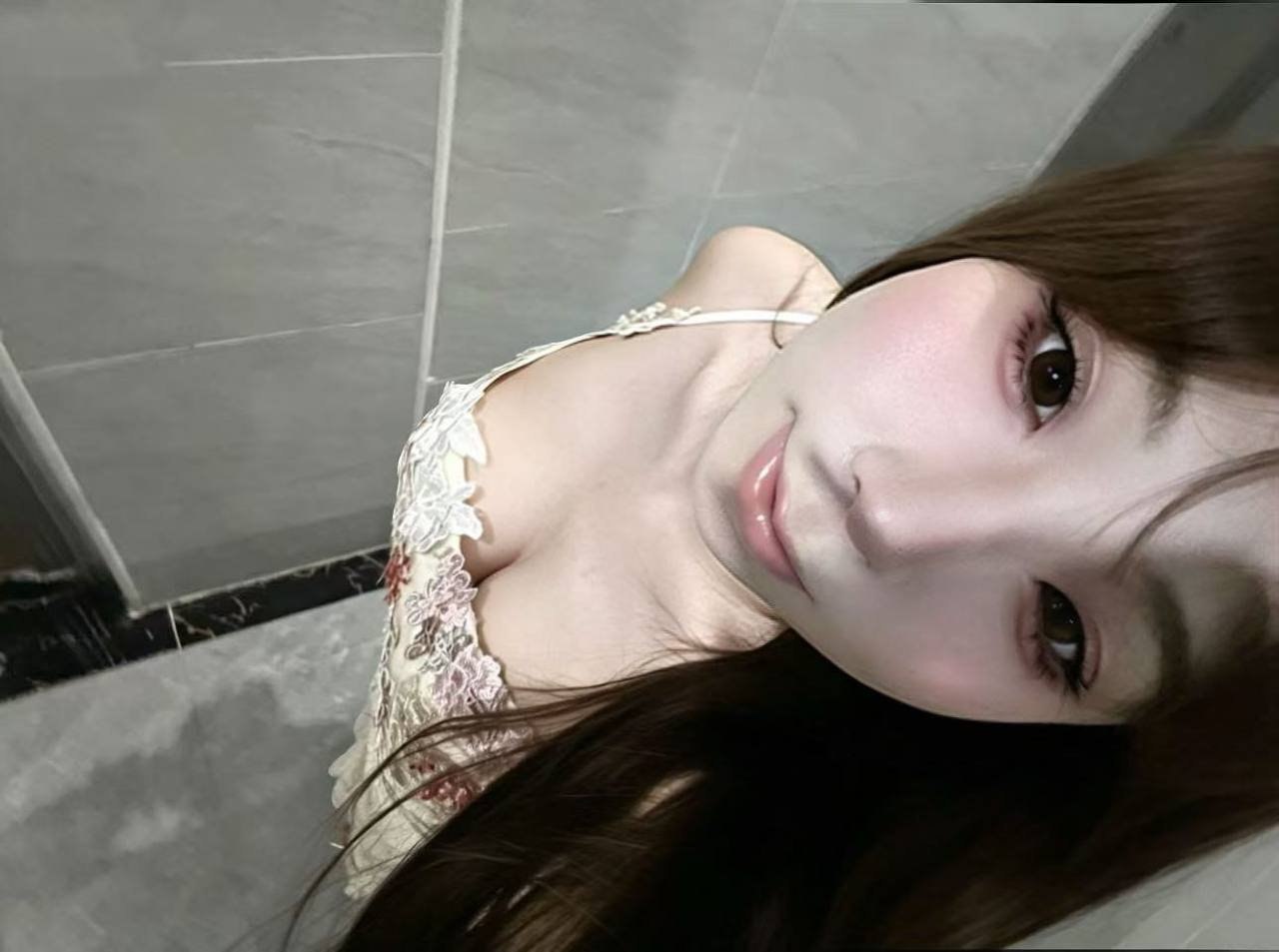 广东 广州 编号：329730 (点击复制)
➡️ 