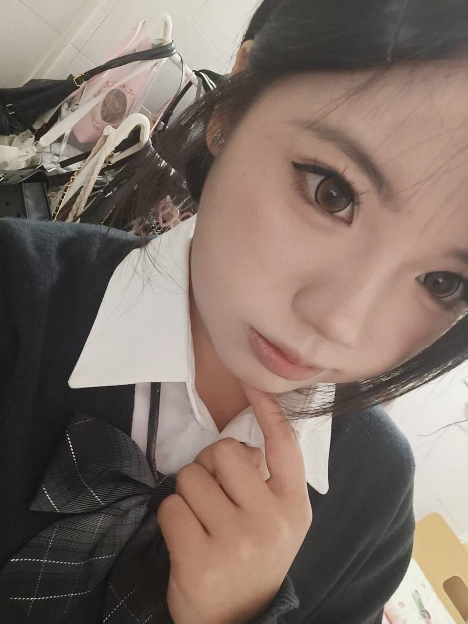 广东 深圳 编号：057842 (点击复制)
➡️ 