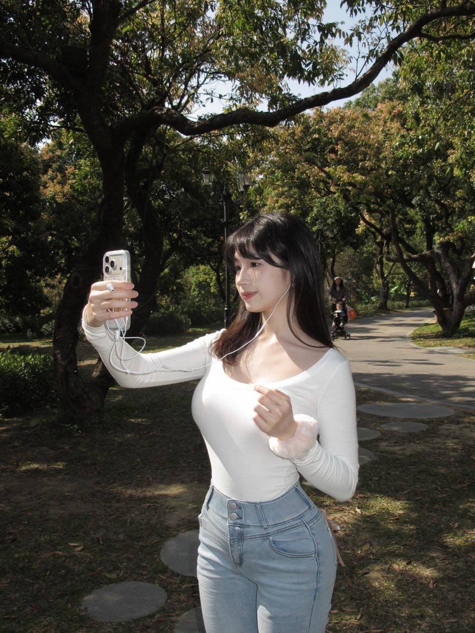 广东 深圳 编号：397412 (点击复制)
➡️ 