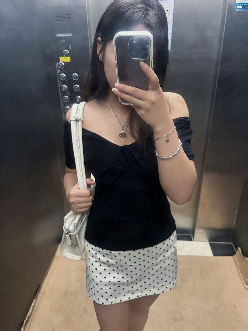 广东 深圳 编号：057842 (点击复制)
➡️ 