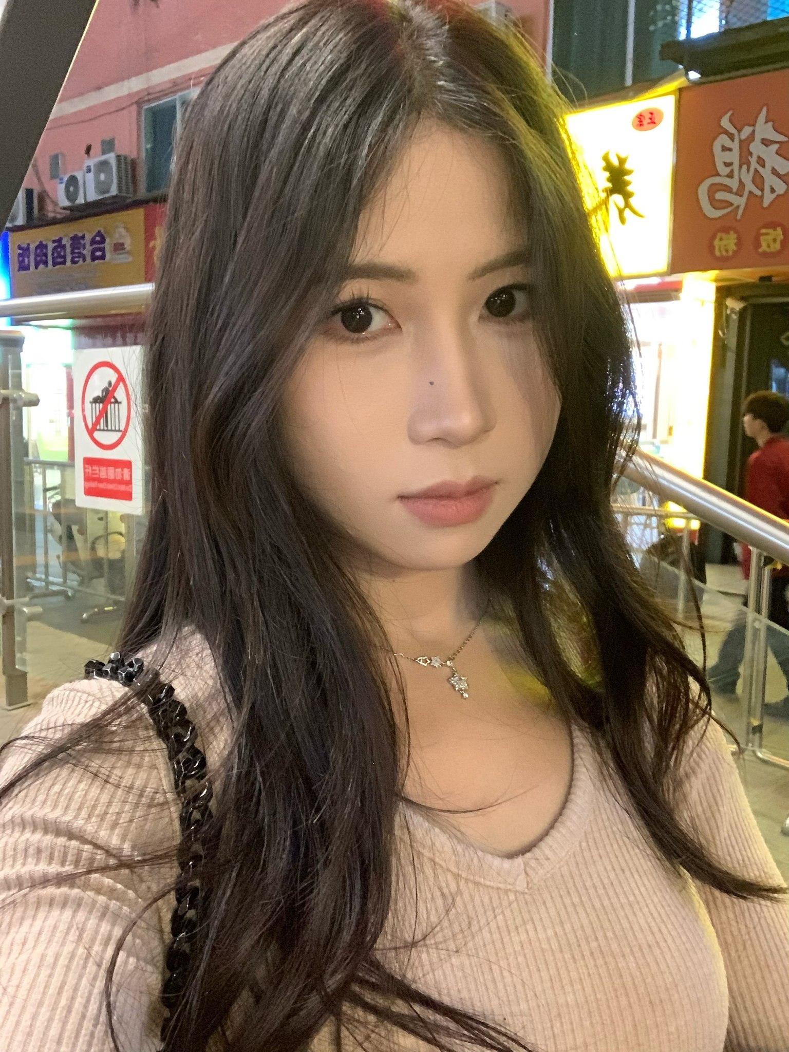 广西 百色 编号：295349 (点击复制)
➡️ 