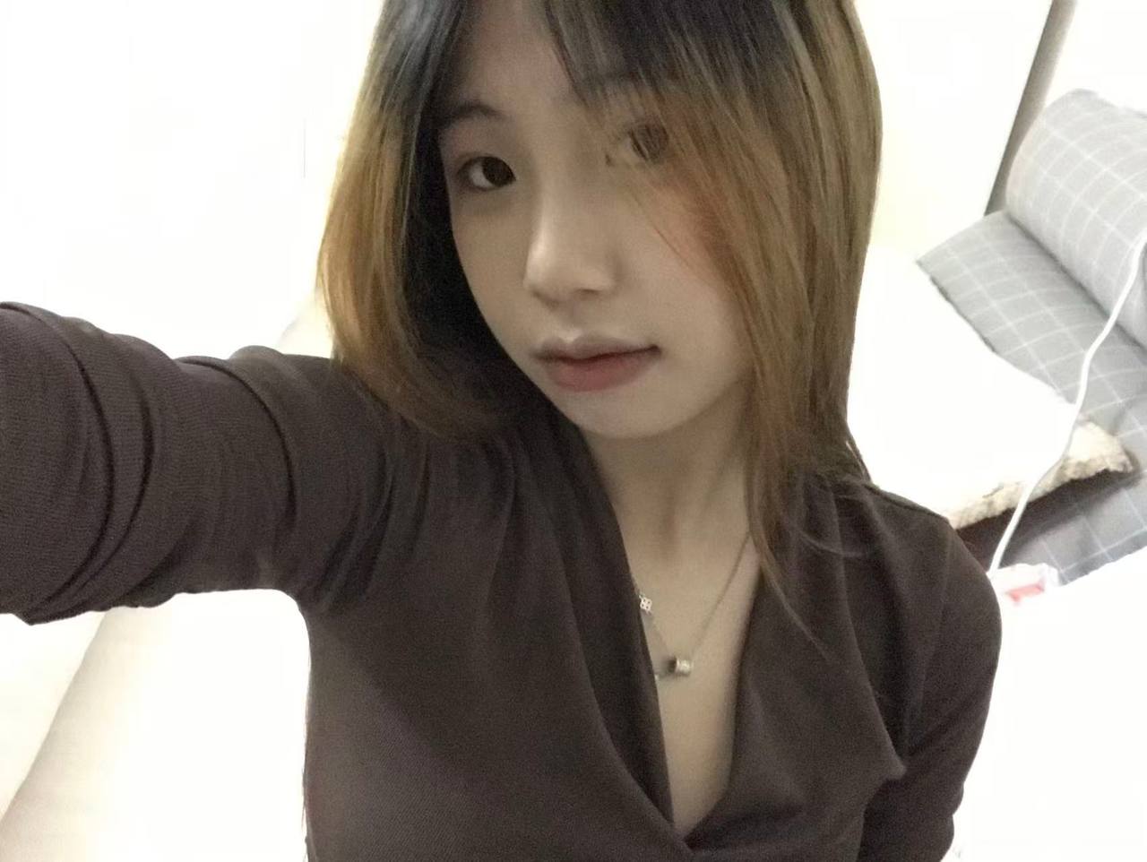 广西 贺州 编号：992758 (点击复制)
➡️ 