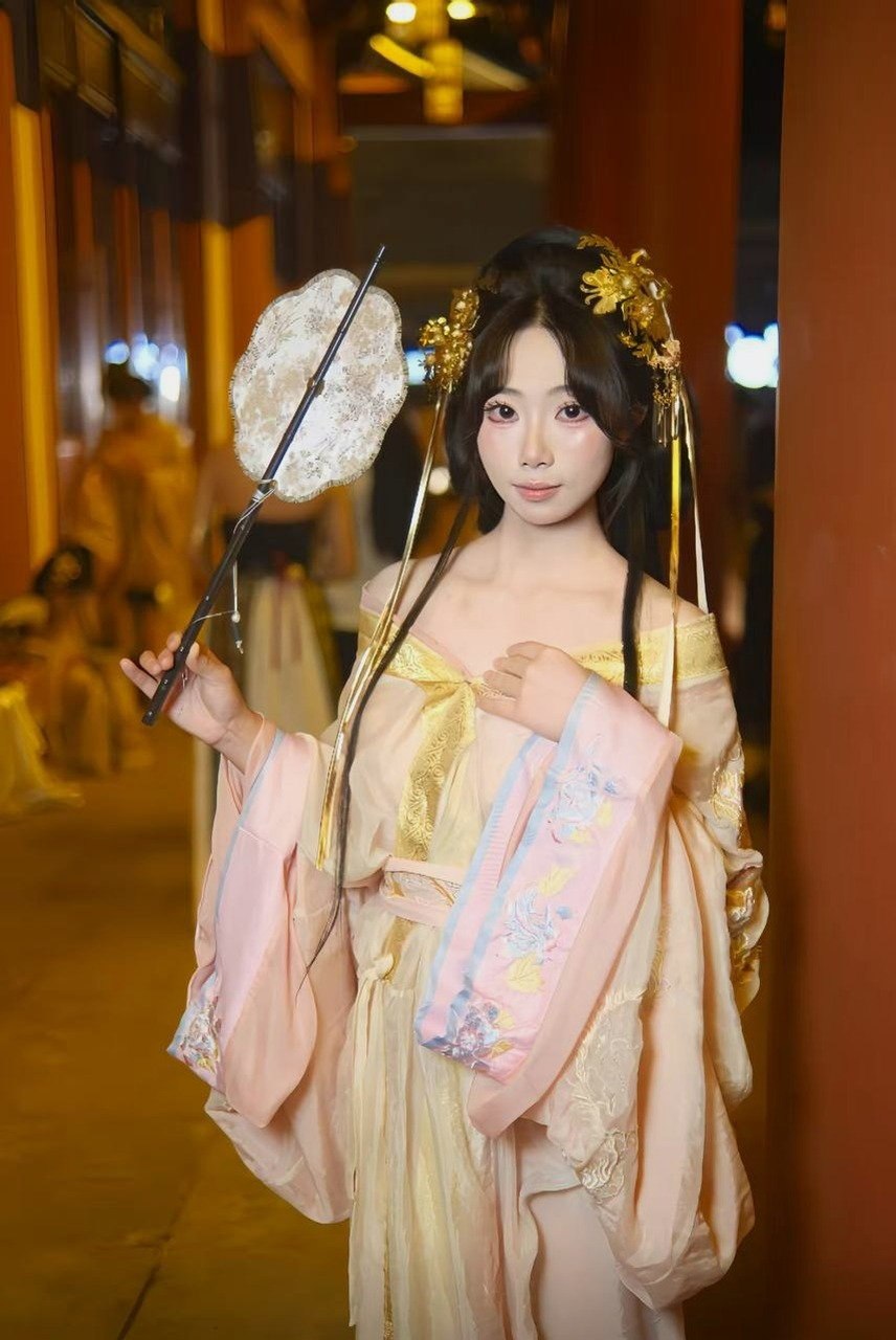 广西 柳州 编号：261462 (点击复制)
➡️ 