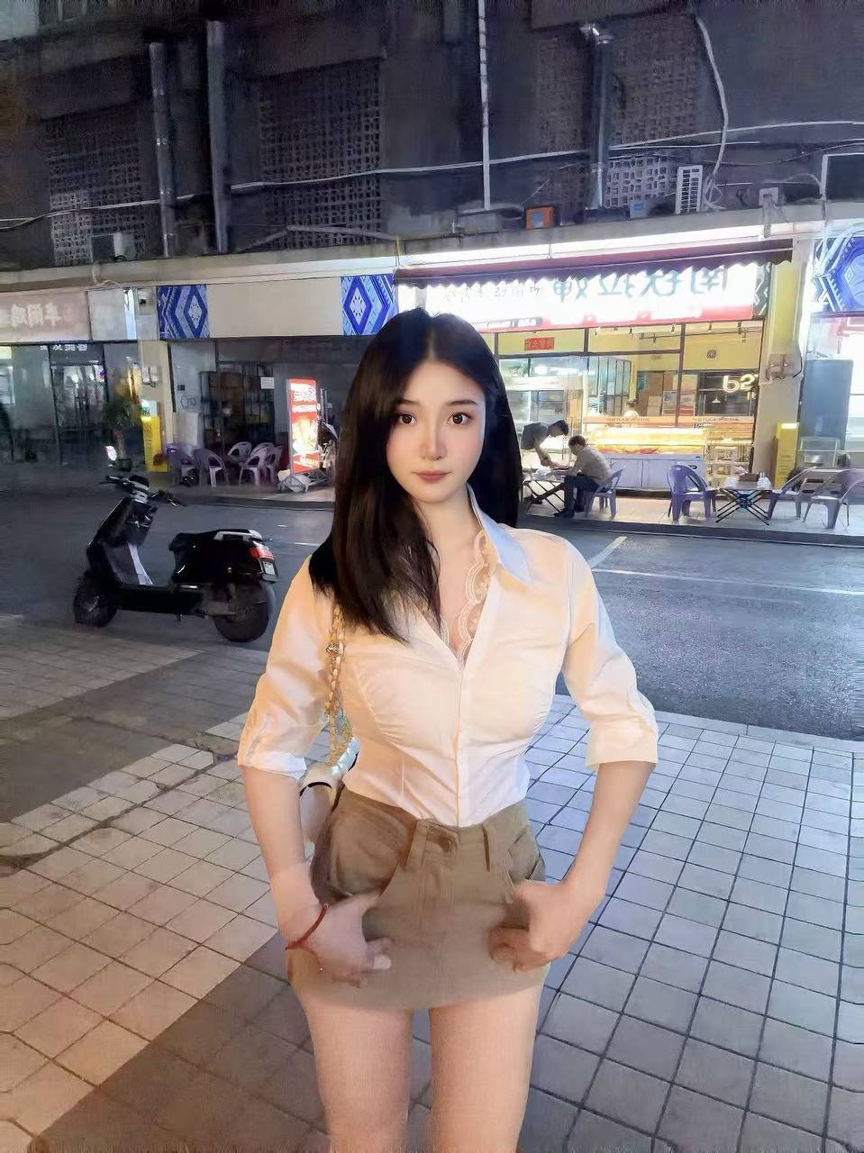 广西 南宁 编号：216806 (点击复制)
➡️ 