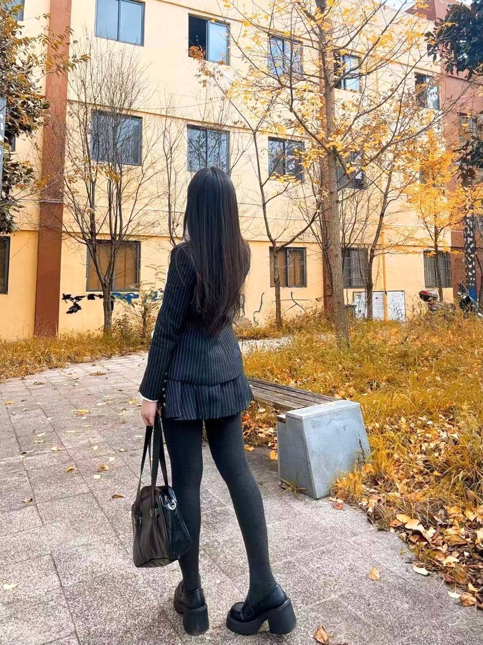 贵州 贵阳 编号：797682 (点击复制)
➡️ 