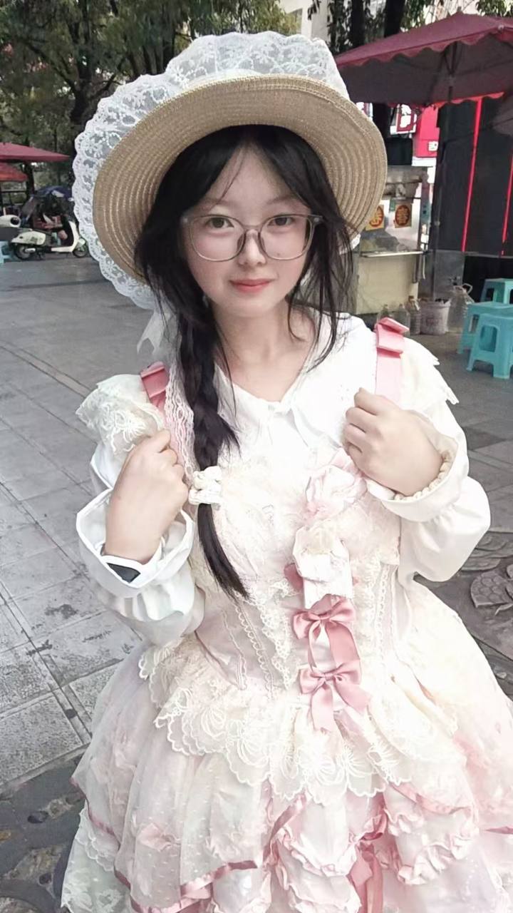 贵州 贵阳 编号：217646 (点击复制)
➡️ 
