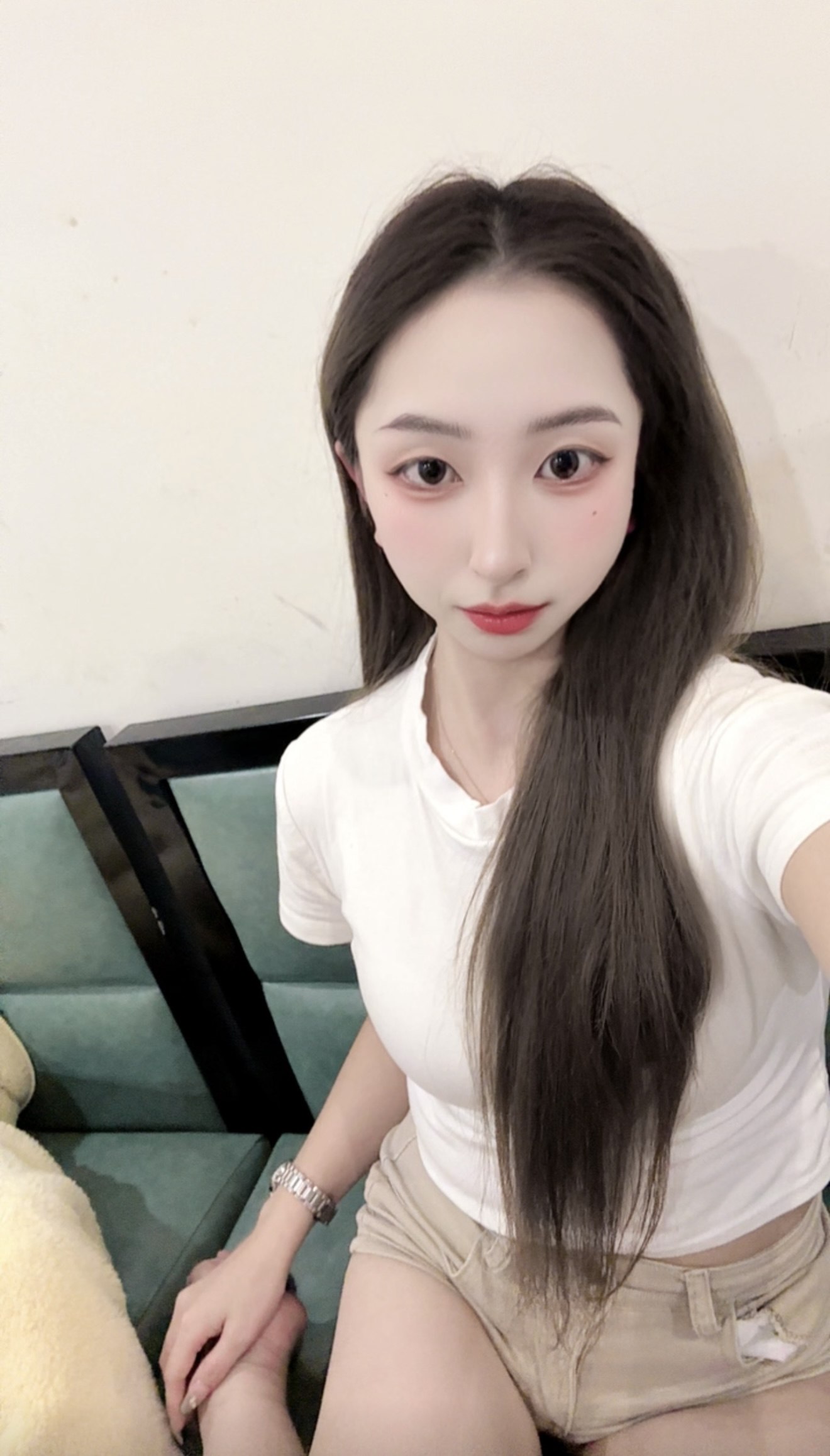 贵州 贵阳 编号：493531 (点击复制)
➡️ 