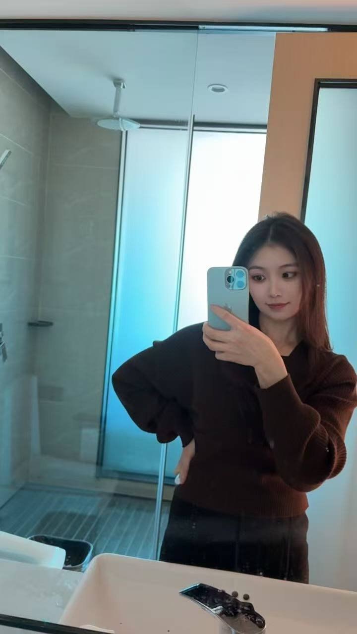 贵州 贵阳 编号：760487 (点击复制)
➡️ 