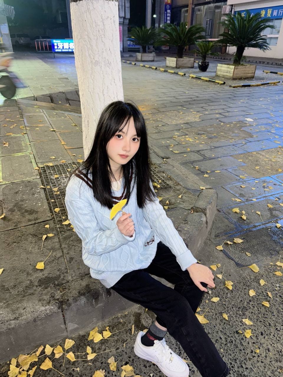 贵州 遵义 编号：271765 (点击复制)
➡️ 