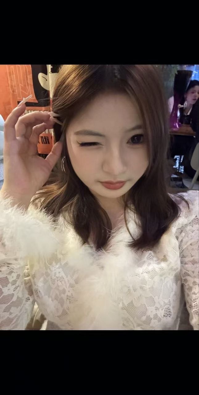 贵州 贵阳 编号：906627 (点击复制)
➡️ 
