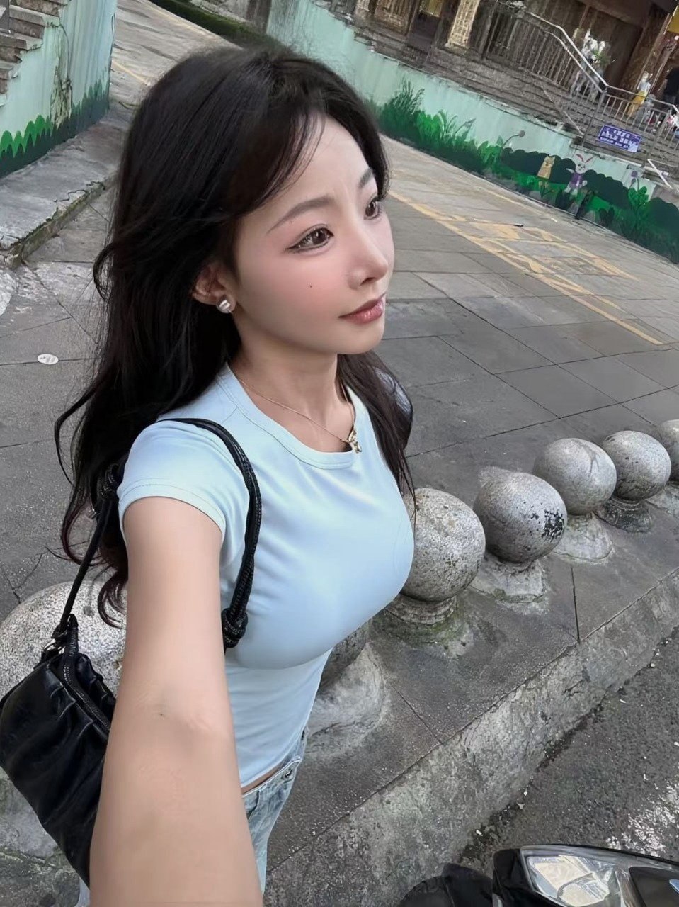 贵州 贵阳 编号：662302 (点击复制)
➡️ 