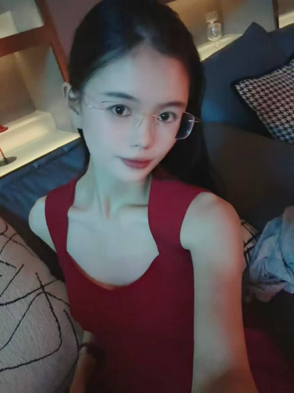 贵州 贵阳 编号：375094 (点击复制)
➡️ 