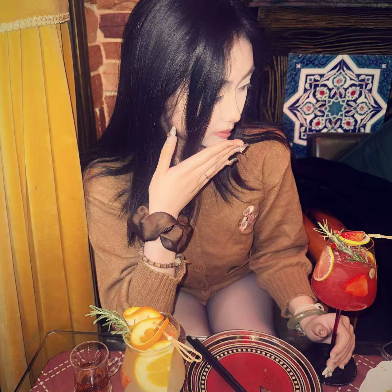贵州 贵阳 编号：906941 (点击复制)
➡️ 