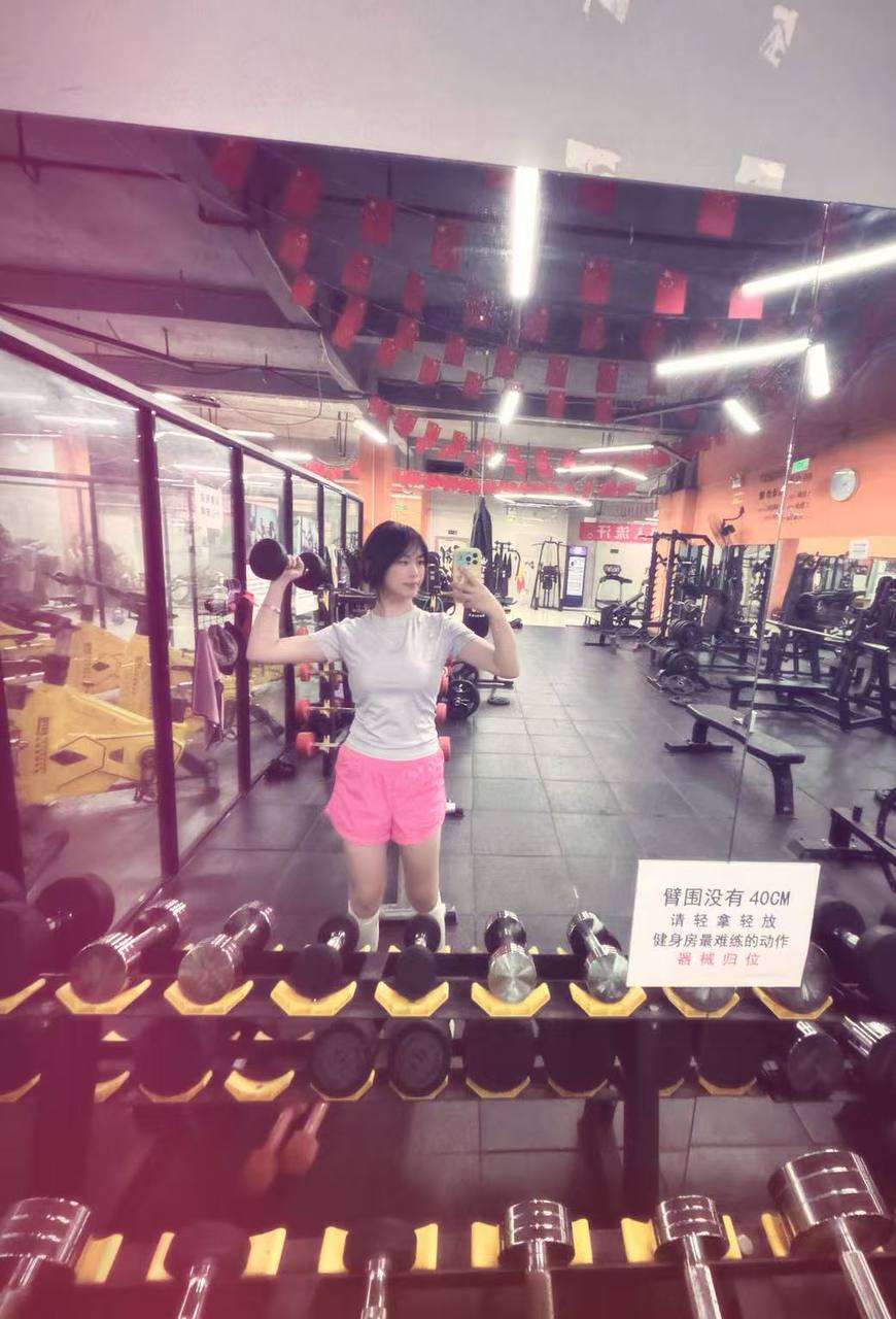 贵州 贵阳 编号：291665 (点击复制)
➡️ 
