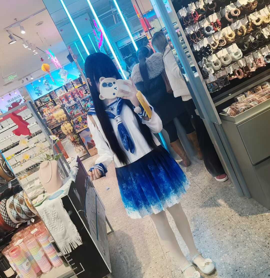贵州 贵阳 编号：395520 (点击复制)
➡️ 
