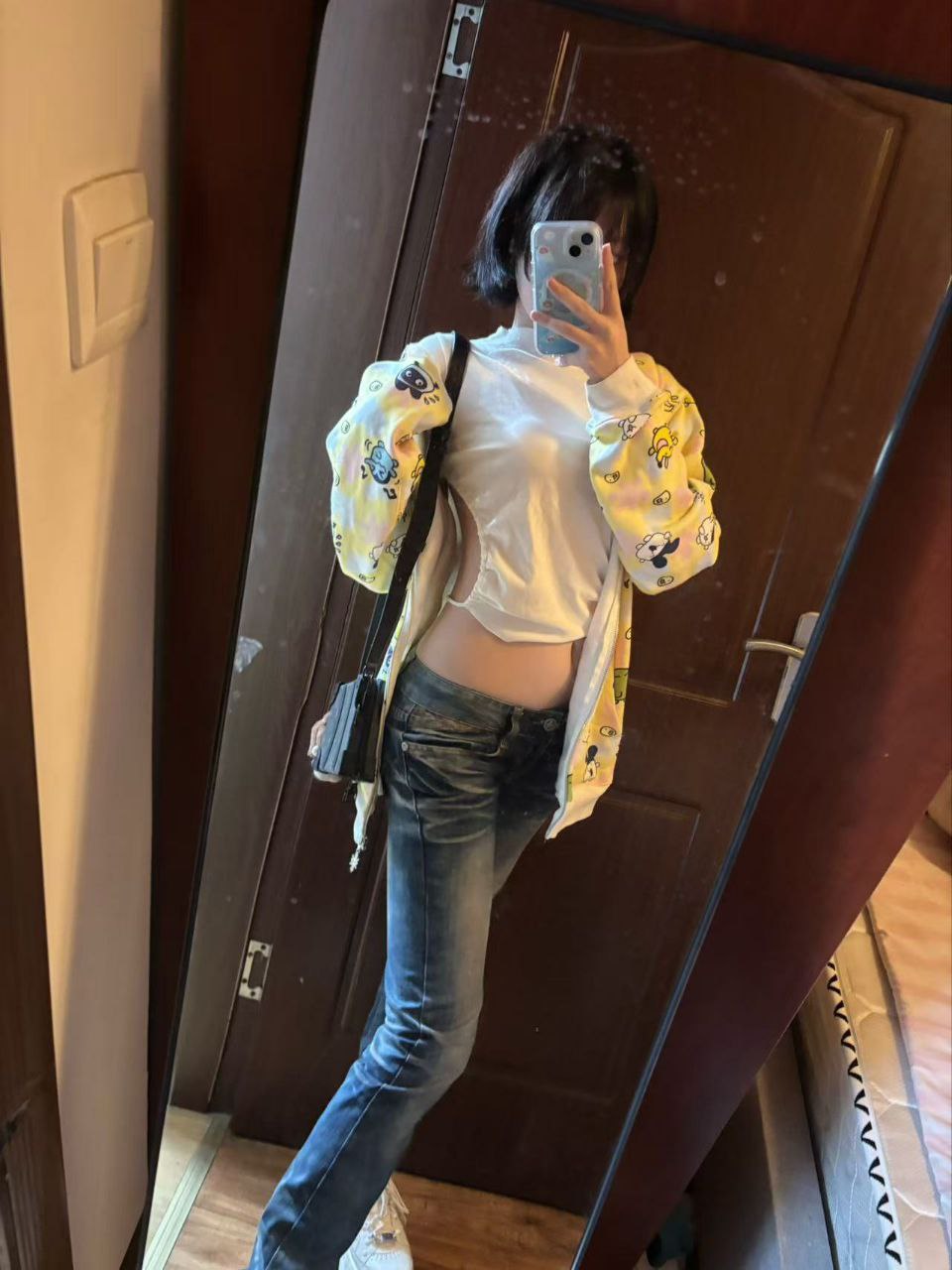 贵州 贵阳 编号：784124 (点击复制)
➡️ 