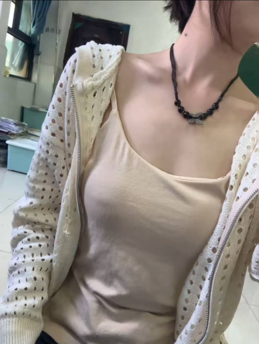 贵州 贵阳 编号：425912 (点击复制)
➡️ 