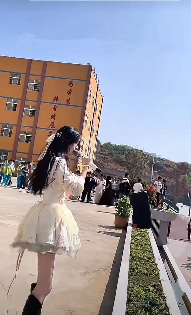 贵州 贵阳 编号：425912 (点击复制)
➡️ 