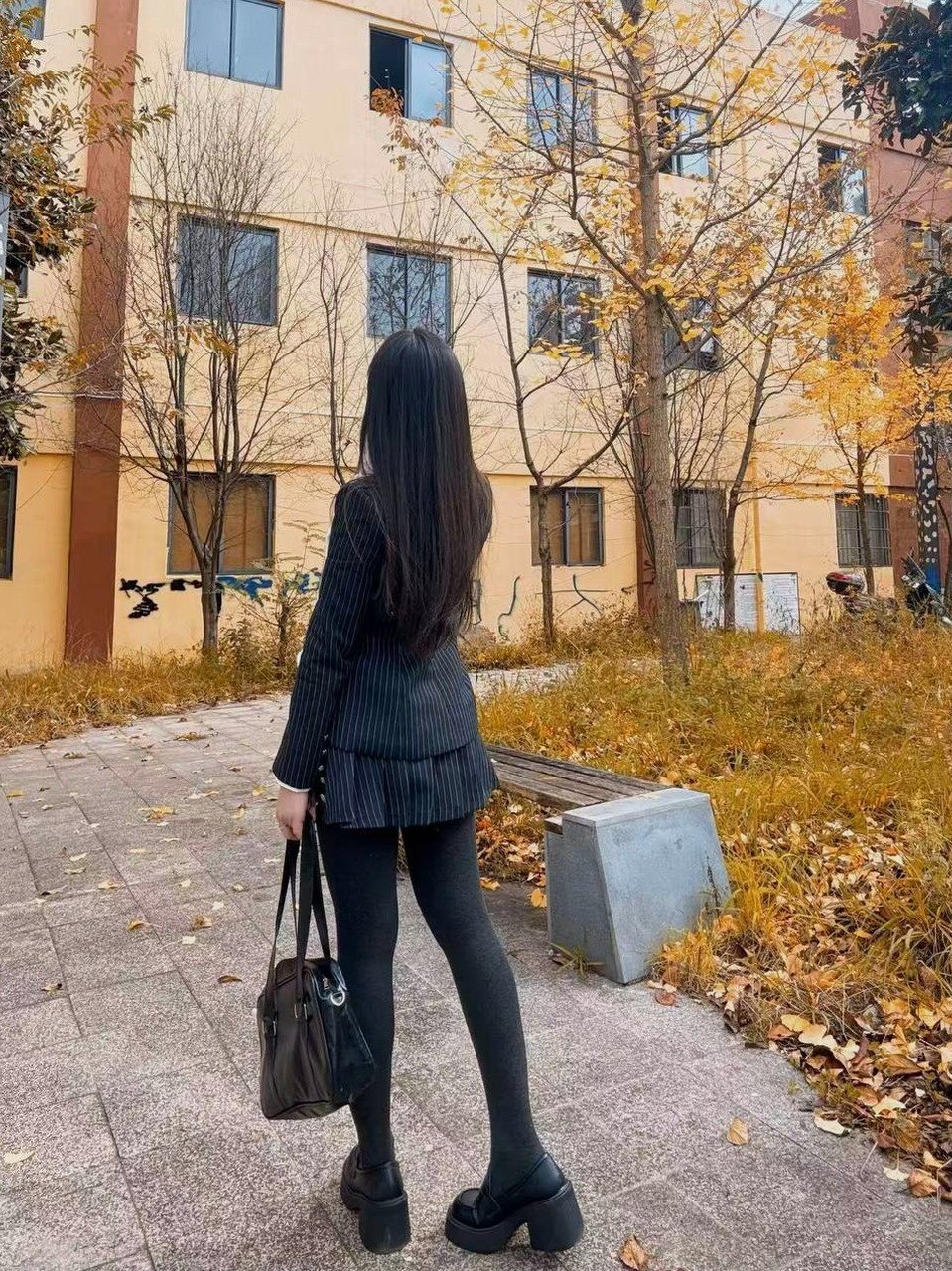 贵州 贵阳 编号：417775 (点击复制)
➡️ 